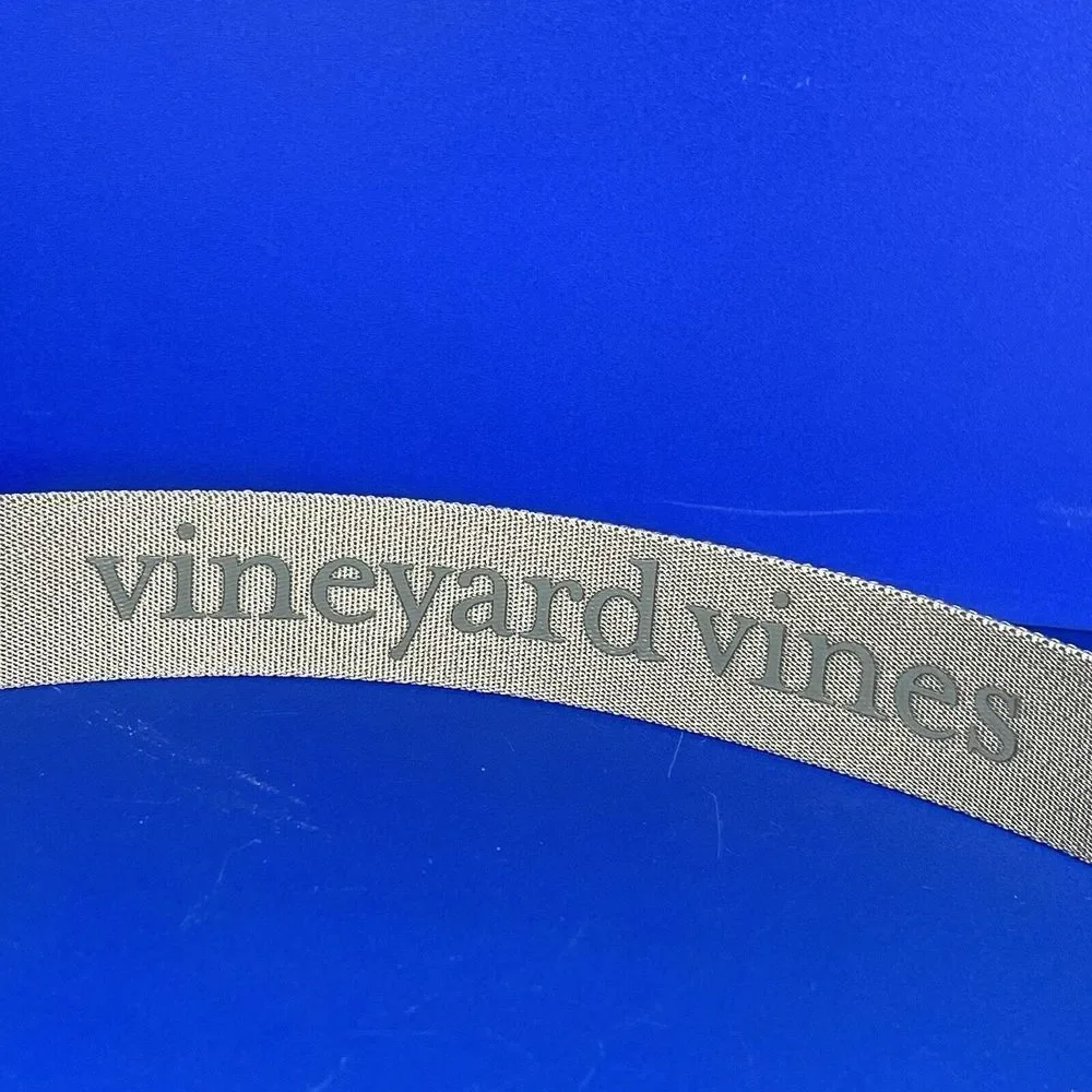 Vineyard Vines Men's Large Neon Pop On The Go Belt Stone MSRP‎ $78 NWT